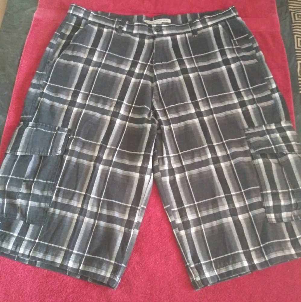 Mens shorts size 40